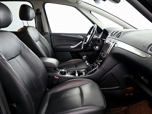 Ford S-MAX Titanium X Facelift 2.0 TDCi 100kW (6 foto / 7)
