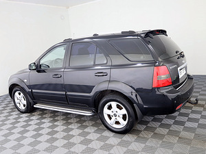 Kia Sorento Executive Facelift ATM 2.5 CRD 125kW (4 foto / 7)