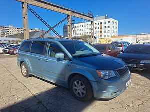 Chrysler Grand Voyager Luxury LPG ATM 3.8 142kW (1 foto / 9)