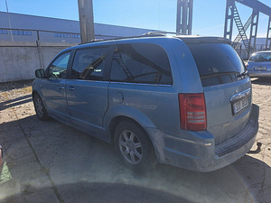 Chrysler Grand Voyager Luxury LPG ATM 3.8 142kW (4 foto / 9)