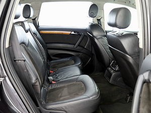 Audi Q7 S-Line Quattro ATM 3.0 TDI 171kW (7 foto / 7)