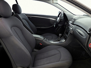 Mercedes-Benz CLK 200 Avantgarde ATM 1.8 120kW (6 foto / 7)