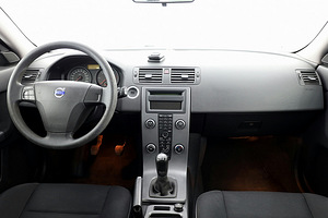 Volvo V50 Momentum Facelift 1.6 D4 80kW (5 foto / 7)