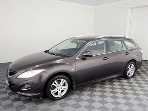 Mazda 6 Elegance Facelift ATM 2.0 114kW (2 foto / 7)