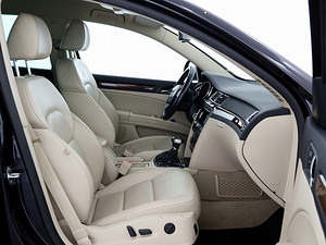 Skoda Superb Highline ATM 1.8 118kW (6 foto / 8)