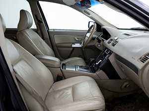Volvo XC90 Summum ATM 2.4 D5 120kW (5 foto / 7)
