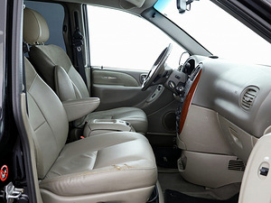 Chrysler Grand Voyager Limited ATM 2.8 CRD 110kW (6 foto / 9)