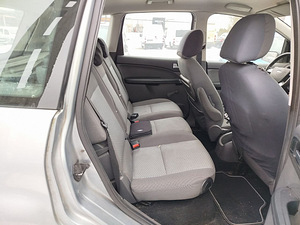 Ford Focus C-Max Comfort 1.6 TDCi 80kW (7 фото из 7)