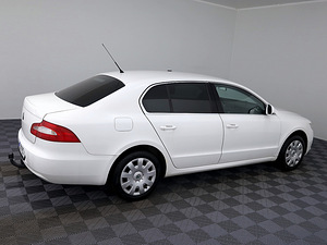 Skoda Superb Comfortline 1.8 118kW (3 foto / 7)