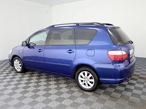 Toyota Avensis Verso Linea Sol Facelift ATM 2.0 110kW (4 foto / 7)