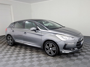 Citroen DS5 Luxury ATM 1.6 115kW (1 foto / 8)
