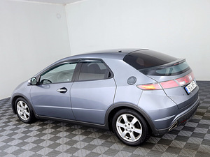 Honda Civic Elegance 1.8 103kW (4 foto / 7)