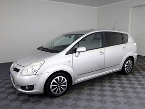 Toyota Corolla Verso Linea Sol Facelift 2.2 D-4D 100kW (2 foto / 7)