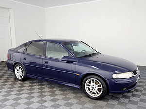Opel Vectra Sport Edition 2.0 100kW (1 foto / 7)