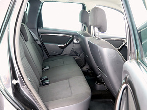 Dacia Duster Laureate 4x4 1.5 dCi 81kW (7 foto / 7)