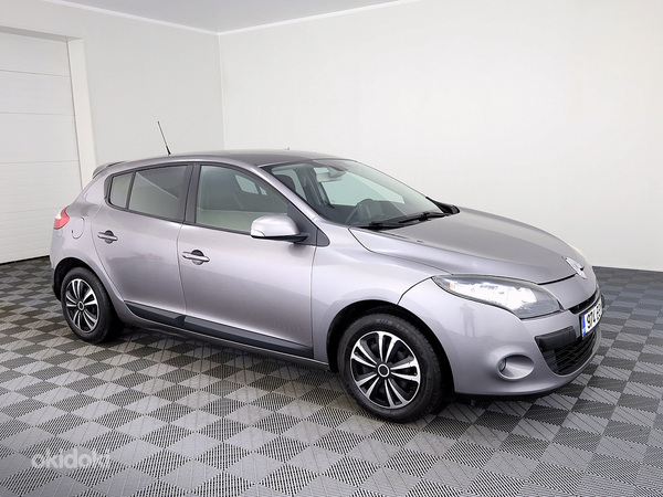 Renault Megane Elegance 1.6 81kW