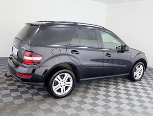 Mercedes-Benz ML 300 Luxury Facelift ATM 3.0 CDI 140kW (3 foto / 7)