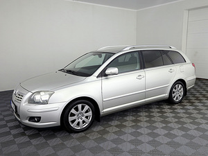 Toyota Avensis Linea Sol Facelift ATM 1.8 95kW (2 foto / 8)