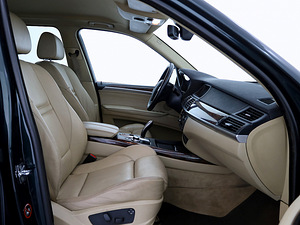 BMW X5 xDrive 35D Sportpakett ATM 3.0 D 210kW (6 foto / 7)