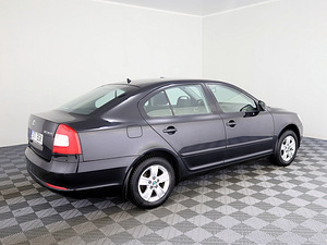 Skoda Octavia Comfortline Facelift ATM 1.2 77kW (3 фото из 8)