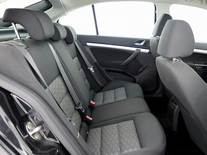 Skoda Octavia Comfortline Facelift ATM 1.2 77kW (7 фото из 8)