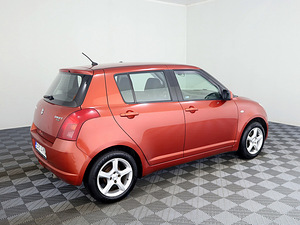Suzuki Swift Elegance 1.3 68kW (3 foto / 8)