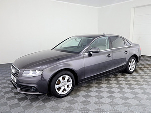 Audi A4 Comfortline ATM 1.8 118kW (2 фото из 8)
