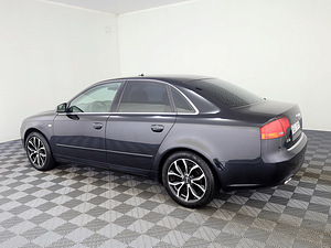 Audi A4 Highline ATM 2.0 TDI 100kW (4 фото из 7)
