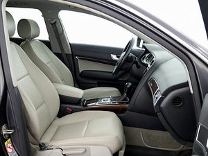 Audi A6 allroad Highline Quattro ATM 2.7 TDI 132kW (6 фото из 7)
