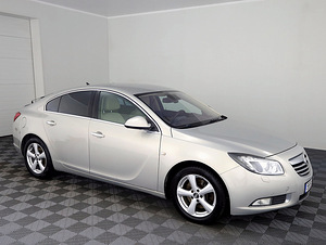Opel Insignia Cosmo LPG 4x4 2.8 191kW (1 фото из 8)