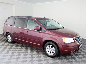 Chrysler Town and Country Signature Series 3.8 142kW (1 фото из 9)