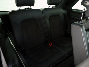 Audi Q7 S-line Facelift ATM 3.0 180kW (8 фото из 9)