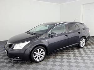Toyota Avensis Linea Sol 2.2 D-CAT 130kW (2 фото из 8)
