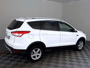 Ford Kuga Ghia Facelift ATM 2.0 TDCi 110kW (3 foto / 7)