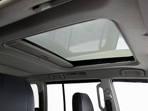 Mitsubishi Pajero Luxury ATM 3.2 Di-D 125kW (8 foto / 9)