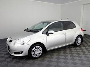 Toyota Auris Linea Sol ATM 1.6 91kW (2 foto / 9)