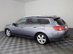Honda Accord Luxury ATM 2.2 i-DTEC 110kW (4 foto / 8)