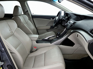 Honda Accord Luxury ATM 2.2 i-DTEC 110kW (6 foto / 8)