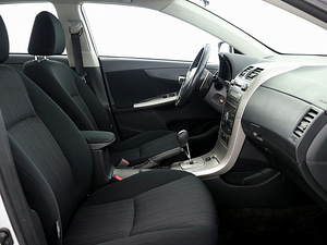 Toyota Corolla Linea Sol LPG ATM 1.6 91kW (6 foto / 8)