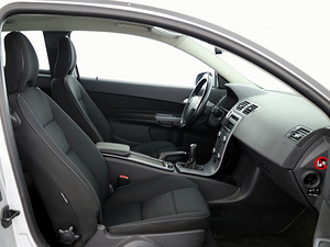 Volvo C30 Facelift 1.6 D4 80kW (6 foto / 7)