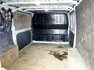 Ford Transit 300M Long Facelift 2.2 TDCi 103kW (7 foto / 7)