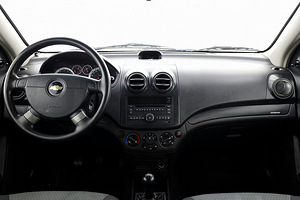 Chevrolet Aveo Facelift 1.2 62kW (5 foto / 7)