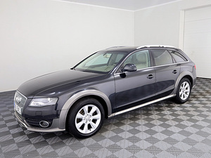 Audi A4 allroad Comfortline Quattro Facelift ATM 3.0 TDI 176kW (2 foto / 9)