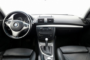BMW 118 Sportpakett ATM 2.0 95kW (5 foto / 7)