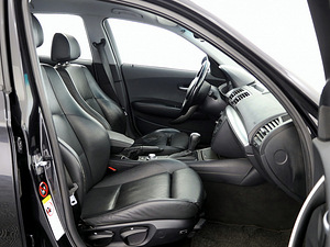 BMW 118 Sportpakett ATM 2.0 95kW (6 foto / 7)