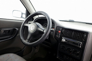 Volkswagen Caddy Kasten 1.9 SDI 47kW (5 foto / 7)