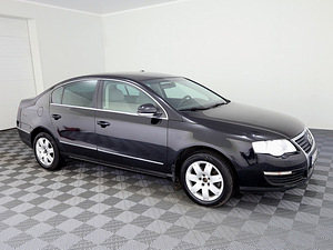 Volkswagen Passat Comfortline 2.0 110kW (1 foto / 7)