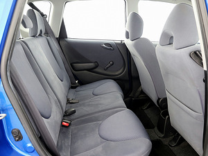 Honda Jazz Elegance Facelift 1.3 61kW (7 foto / 7)
