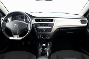 Citroen C-Elysee Exclusive 1.6 85kW (5 foto / 8)