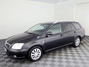 Toyota Avensis Linea Sol 2.0 D-4D 85kW (2 foto / 8)